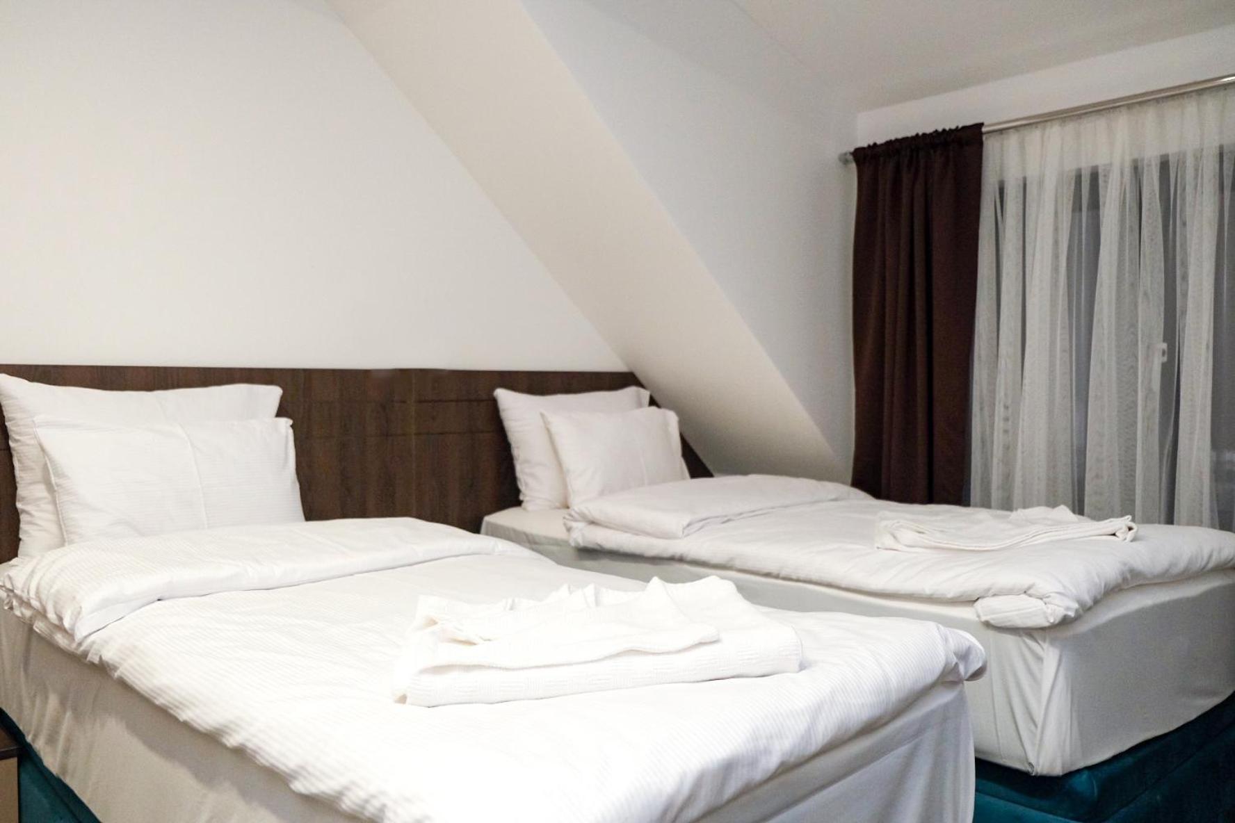 Harmonija Resort - Harmonia Palace Lisina エクステリア 写真