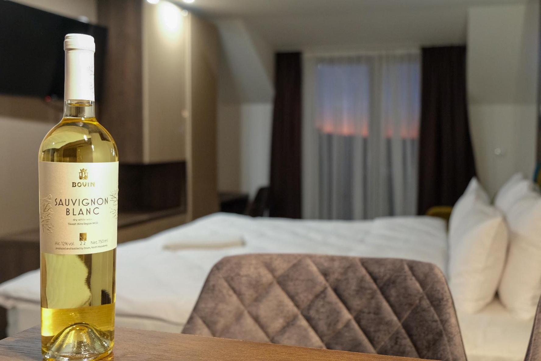 Harmonija Resort - Harmonia Palace Lisina エクステリア 写真
