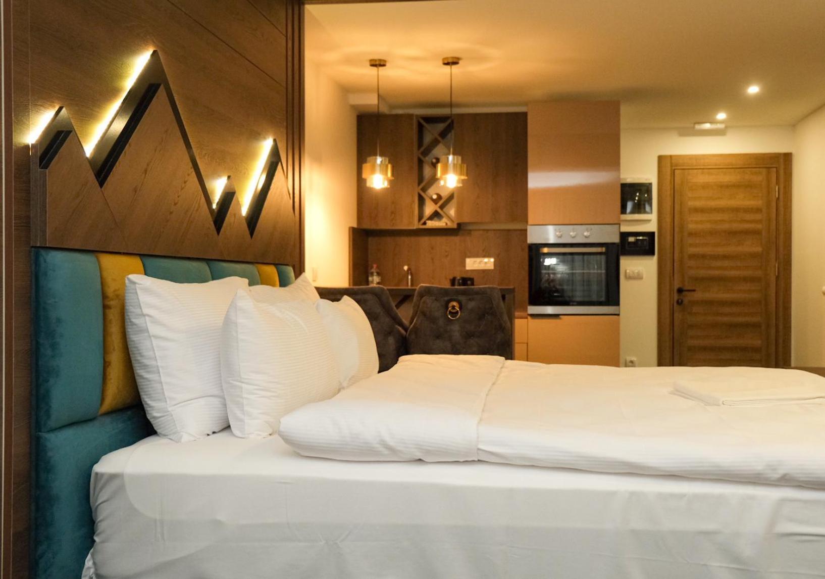 Harmonija Resort - Harmonia Palace Lisina エクステリア 写真
