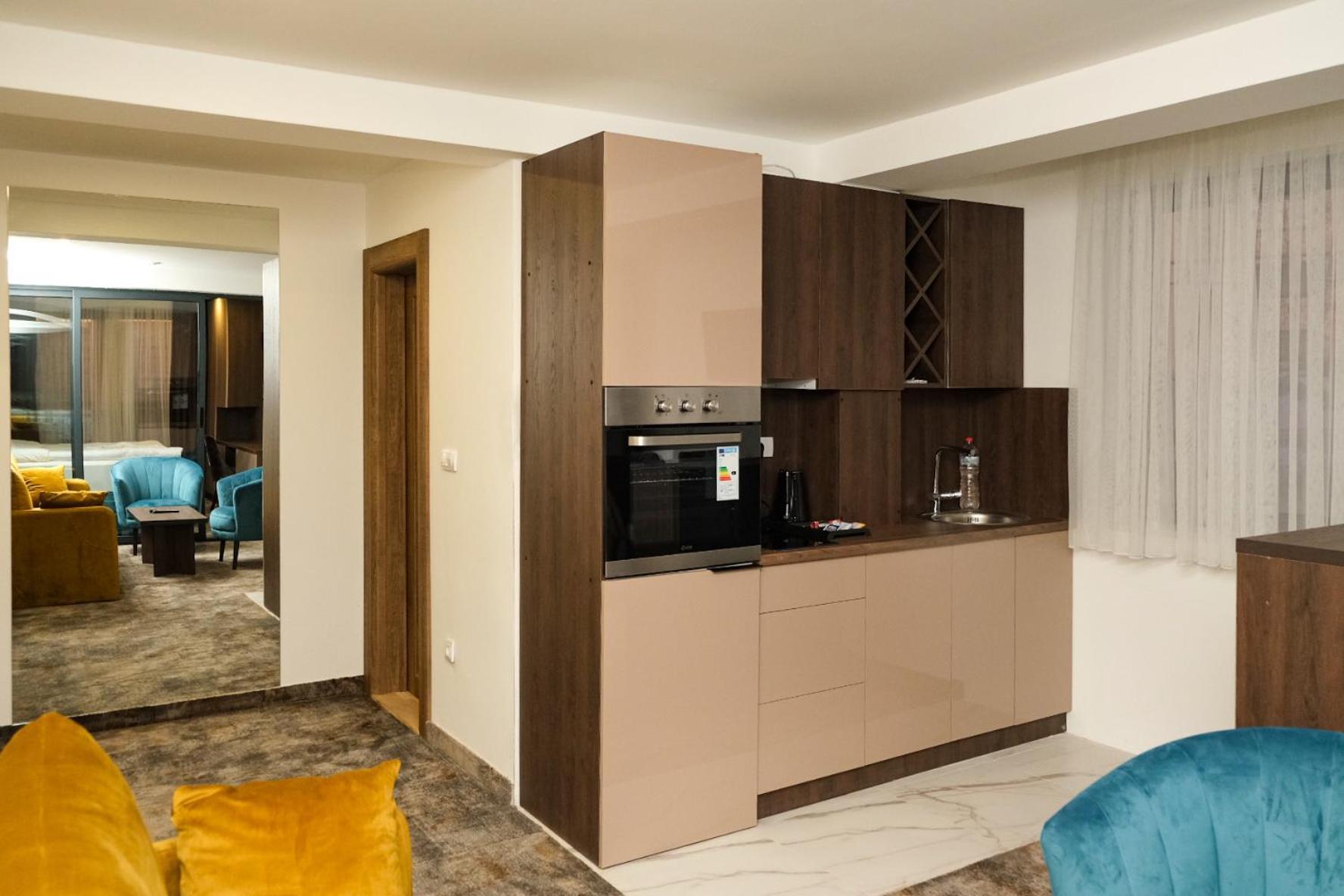 Harmonija Resort - Harmonia Palace Lisina エクステリア 写真